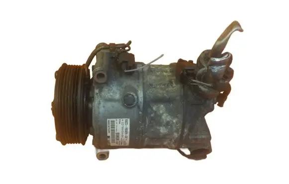 Land Rover Discovery 4 - LR4 Air conditioning (A/C) compressor (pump) 9X2319D629DB