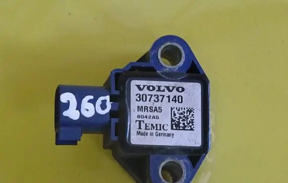 Volvo S40, V40 Airbag deployment crash/impact sensor 30737140