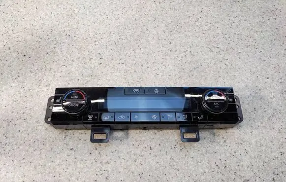 Nissan Qashqai J12 Interior fan control switch 275006UN3CAOP1513 275006UN3C