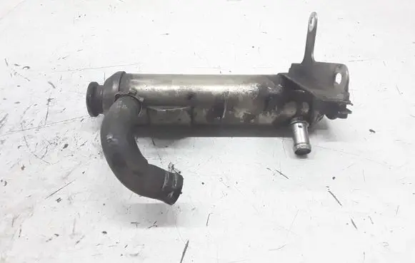 Opel Vectra C EGR valve cooler 55203716