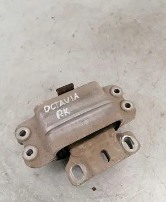 Skoda Octavia Mk2 (1Z) Engine mount bracket 1K0199555