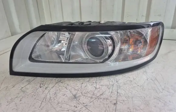 Volvo V50 Headlight/headlamp 31299583 0301237201