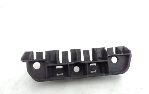 Audi A7 S7 4G Fender mounting bracket 4G8853921A