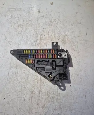 BMW 5 E60 E61 Fuse module 6906619