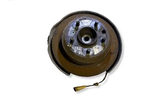 Jaguar XJ SERIE 3 Rear wheel hub 