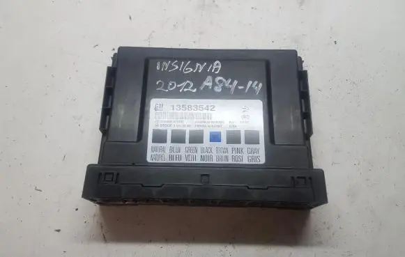 Opel Insignia A Comfort/convenience module 13583542 A8414