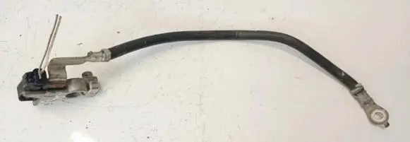 Ford C-MAX II Positive cable (battery) av6n10c679ba av6n10c679