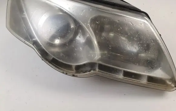 Volkswagen PASSAT B6 Headlight/headlamp