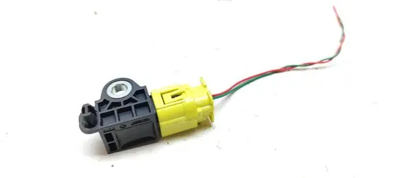 Nissan Qashqai Airbag deployment crash/impact sensor 988303RA0A 12202017 NA3RA17Z201844