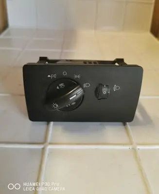 Ford Mondeo Mk III Light switch 1S7T13A024