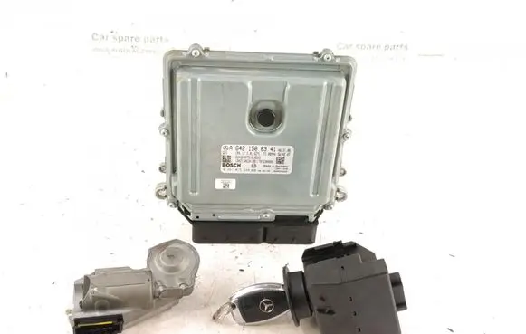 Mercedes-Benz C W203 Engine control unit/module 6421506341 6421500626