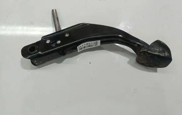 Volkswagen Bora Brake pedal 1J0721173C