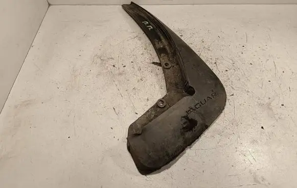 Jaguar XE Front mudguard FV6JA