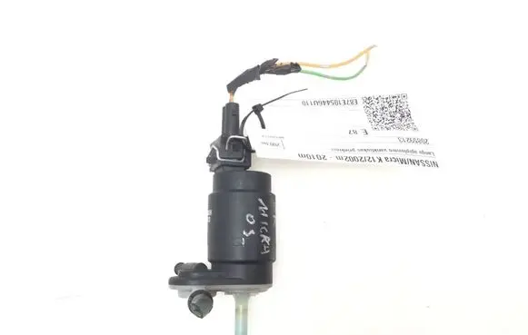 Nissan Micra Windscreen/windshield washer pump 20859213
