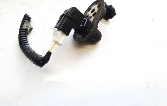 Honda CR-V Front door sensor 