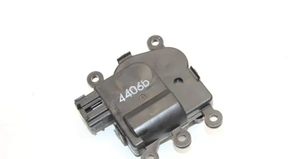 Mazda 3 II Air flap motor/actuator