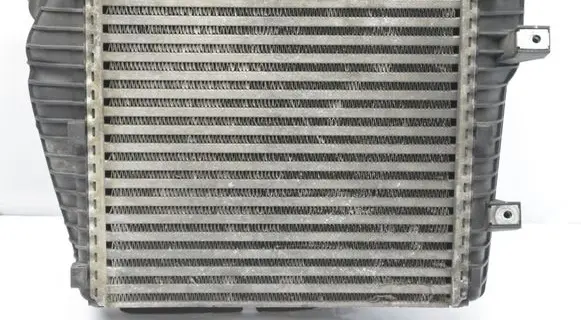 Audi Q7 4L Intercooler radiator 7L6145803