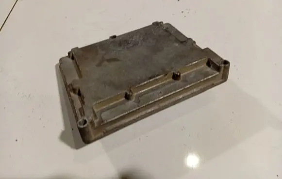 Ford Focus C-MAX Engine control unit/module 5M5112A650AE