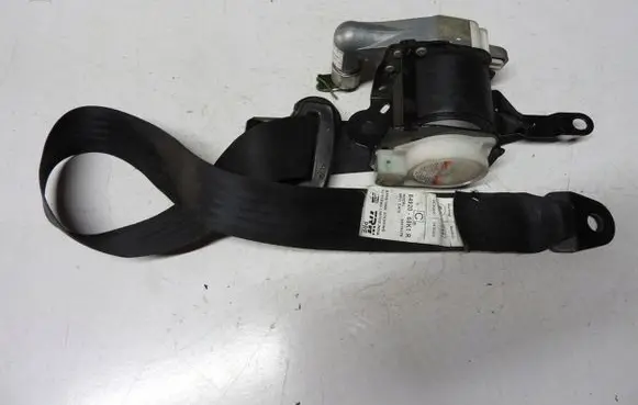 Nissan Pixo Front seatbelt rwet4t34rtw