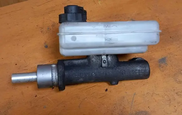 Iveco Daily 6th gen ABS Pump 21027999