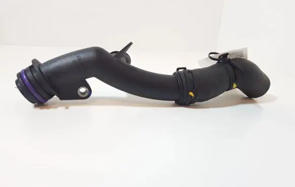 Nissan Qashqai J12 Engine coolant pipe/hose H74077
