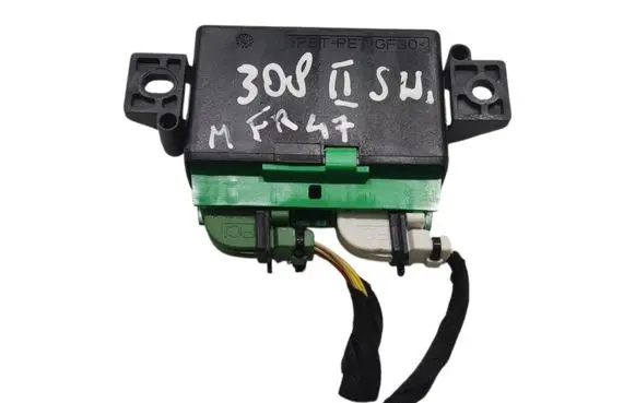 Peugeot 308 Battery control module 9814152580