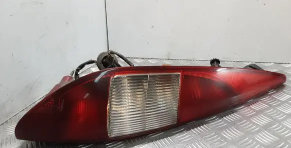 Ford Mondeo Mk III Rear/tail lights 1S7X13A412CB
