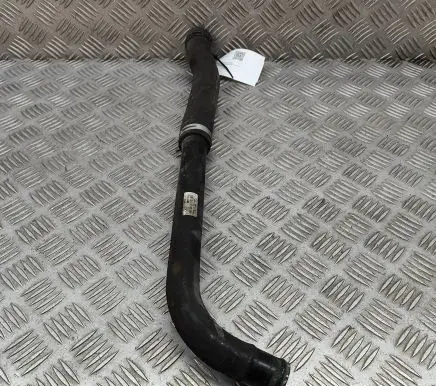 Porsche 911 996 Engine coolant pipe/hose 99610662154