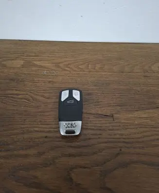Audi A4 S4 B9 Ignition key/card 4M0959754T