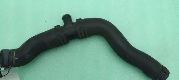 Volkswagen Sharan Engine coolant pipe/hose 5N0122101AC