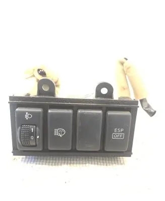 Nissan X-Trail T31 Headlight level height control switch P10971A75400