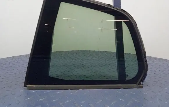Alfa Romeo Brera Rear side window