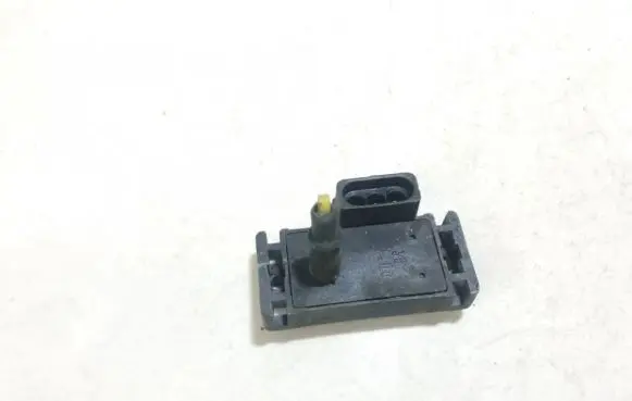 Volvo S40, V40 Air pressure sensor 8768325