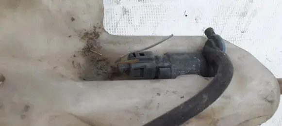 Windscreen/windshield washer pump