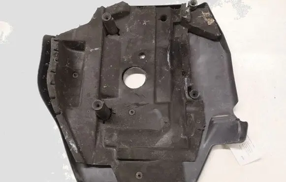 Lexus IS 220D-250-350 Engine cover (trim)