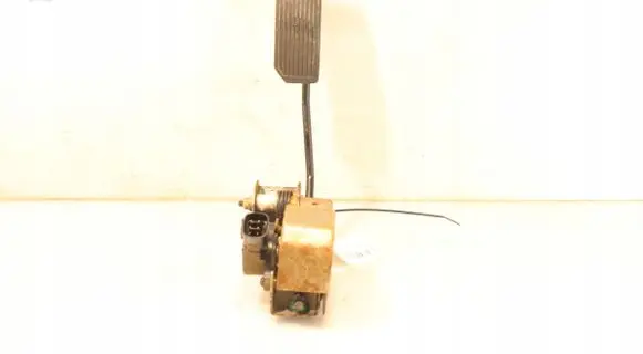 Infiniti FX Accelerator throttle pedal