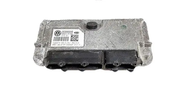 Volkswagen Polo IV 9N3 Engine control unit/module 03C906024B