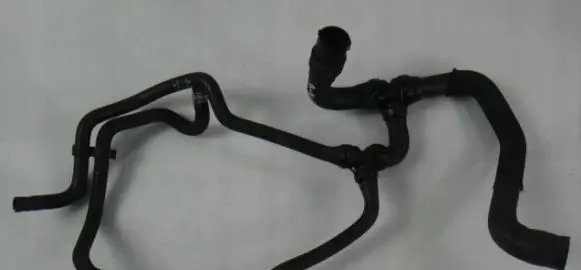 Mercedes-Benz B W245 Engine coolant pipe/hose 3244163 A1698304096
