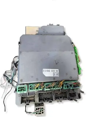 Honda Civic Fuse module A000011 PE2PQ531 110804