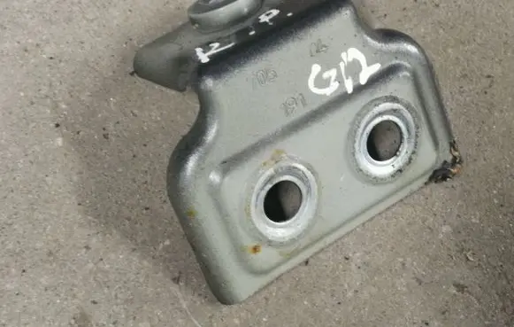 BMW 7 G11 G12 Other engine bay part