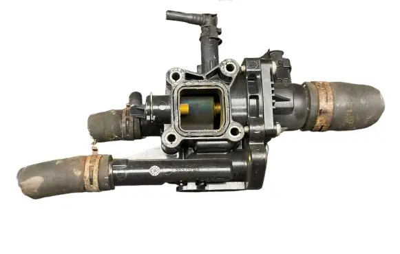Thermostat/thermostat housing