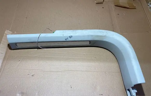 Volvo XC90 Side skirt rear trim 39829992