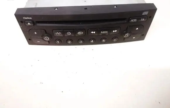Fiat Ulysse Radio/CD/DVD/GPS head unit 96565725xt
