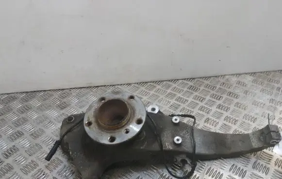 BMW 7 F01 F02 F03 F04 Front wheel hub