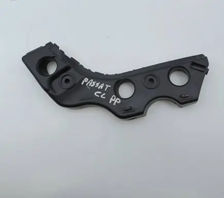 Volkswagen PASSAT CC Front bumper mounting bracket 3C8807184A