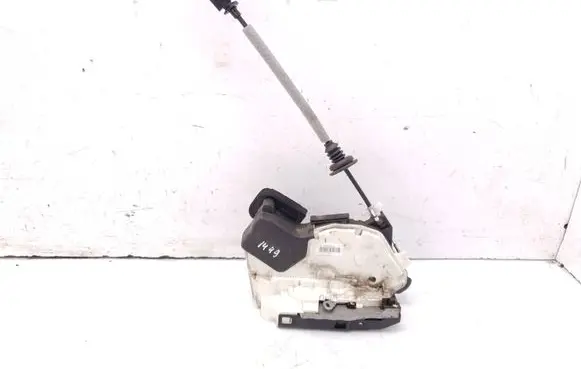 Volkswagen Polo V 6R Rear door lock 6R4839016