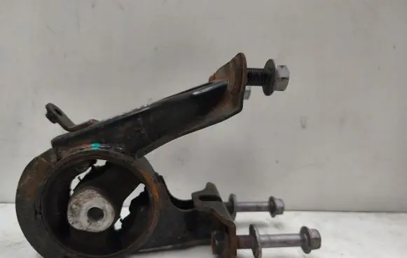 Toyota Auris 150 Engine mount vacuum valve 123710D180