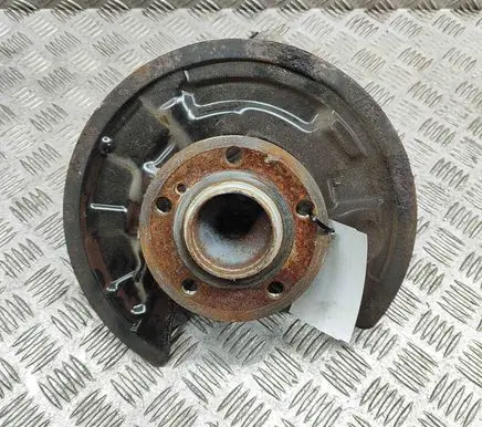 Mercedes-Benz A W176 Rear wheel hub A2463503641
