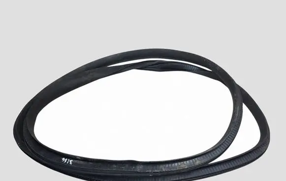 Tesla Model Y Rear door rubber seal (on body) 149767500B
