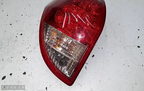 Toyota RAV 4 (XA30) Rear/tail lights J88L